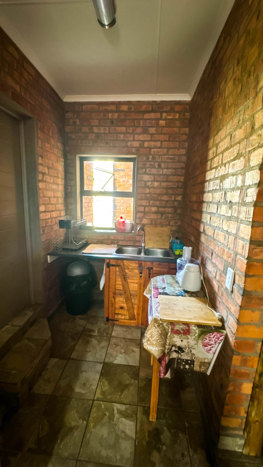 4 Bedroom Property for Sale in Fraaiuitsig Western Cape